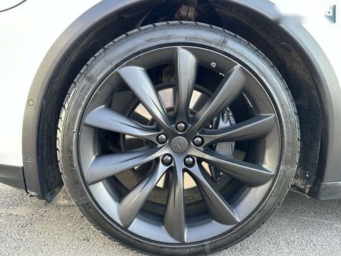 Tesla Model X 2019 - фото 10