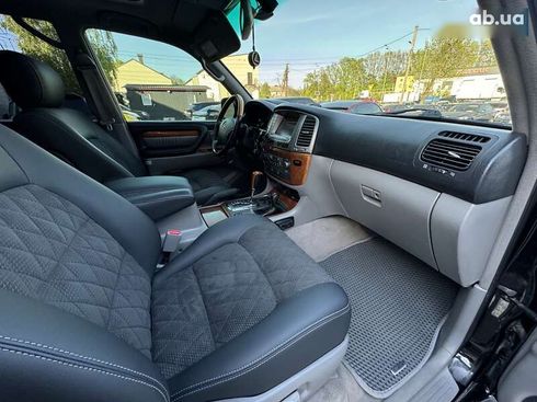 Lexus LX 2005 - фото 24
