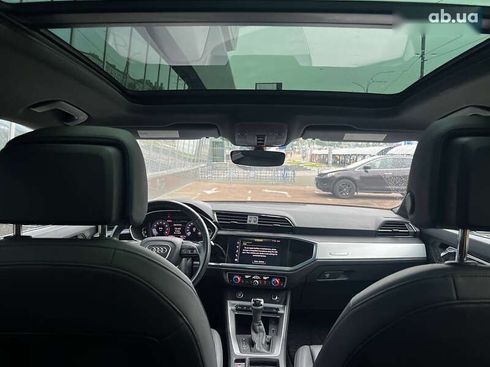 Audi Q3 2021 - фото 25