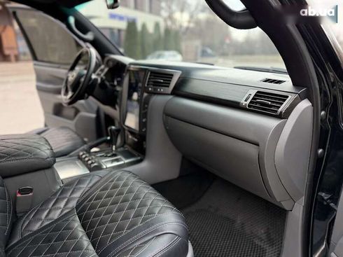 Lexus LX 2008 - фото 20