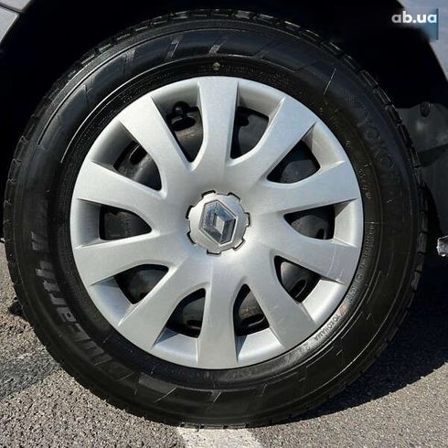 Renault Trafic 2019 - фото 14