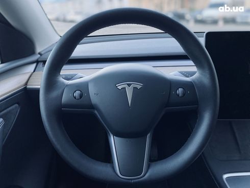 Tesla Model Y 2022 серый - фото 17