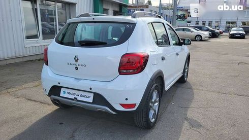 Renault Sandero Stepway 2020 - фото 10