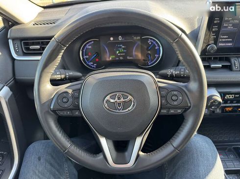 Toyota RAV4 2021 - фото 20