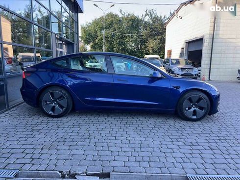 Tesla Model 3 2020 - фото 8
