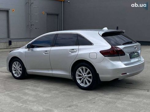 Toyota Venza 2010 - фото 14
