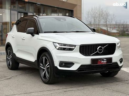 Volvo XC40 2019 - фото 18