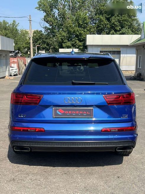 Audi Q7 2016 - фото 24