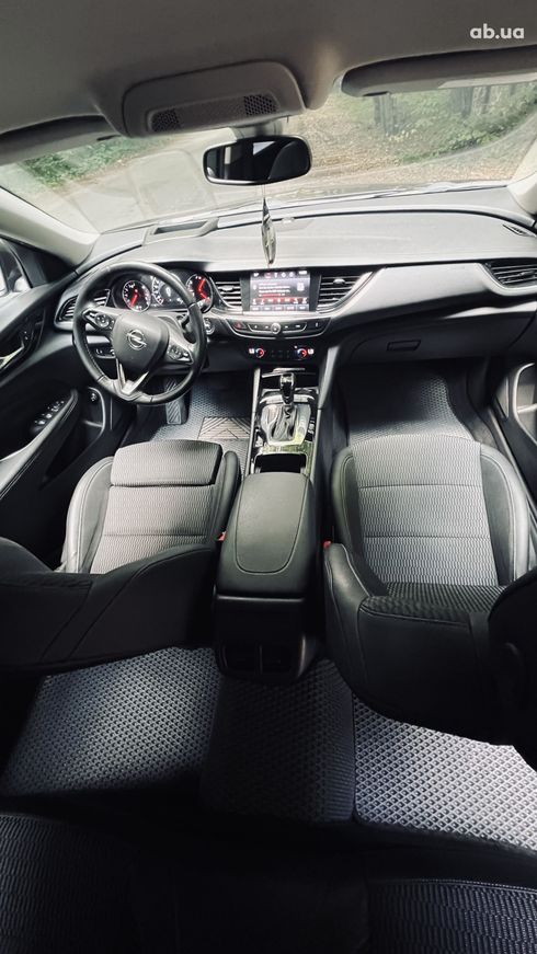 Opel Insignia 2018 коричневый - фото 7