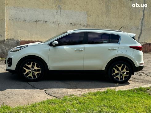 Kia Sportage 2015 белый - фото 9