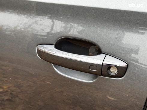 Audi A8 2016 серый - фото 16