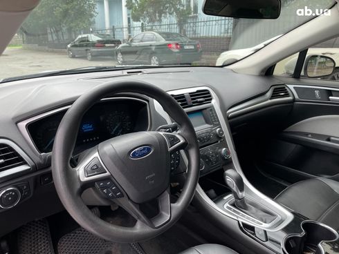 Ford Fusion 2016 белый - фото 25