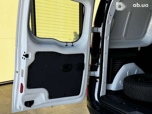 Renault Kangoo 2021 - фото 23