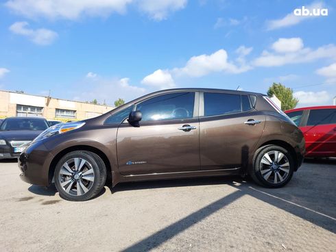 Nissan Leaf 2015 коричневый - фото 3