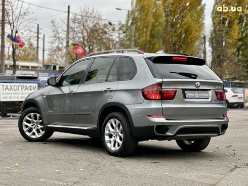 BMW X5 2011 серый - фото 4