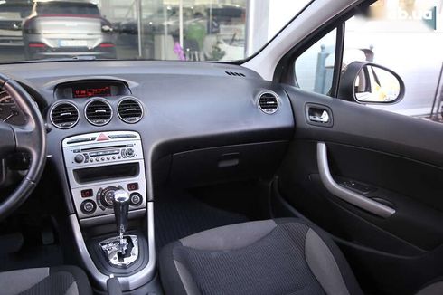 Peugeot 308 2012 - фото 14