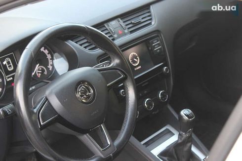 Skoda Octavia 2019 - фото 19
