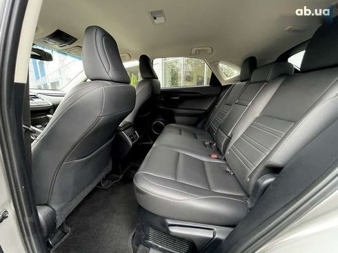 Lexus NX 2017 - фото 15
