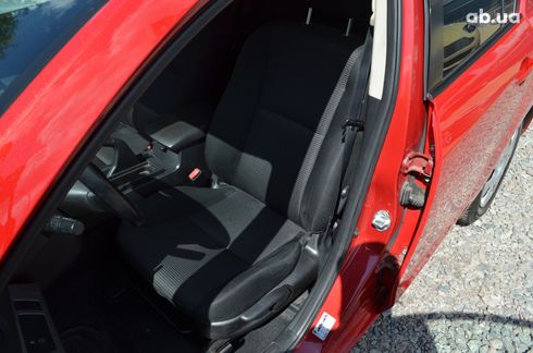 Mazda 3 2012 красный - фото 17