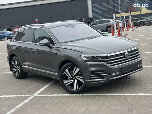 Volkswagen Touareg 2022 - фото 12
