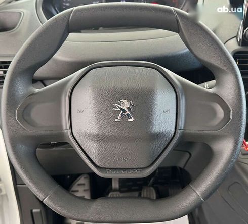 Peugeot Partner 2020 - фото 11
