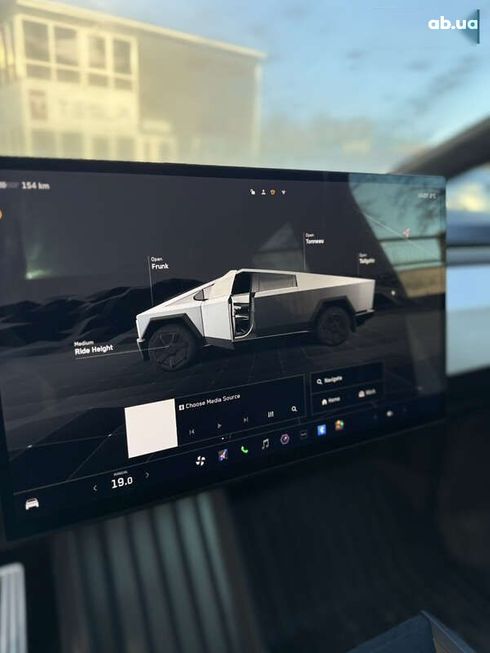 Tesla Cybertruck 2024 - фото 10