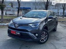 Продаж вживаних Toyota RAV4 в Києві - купити на Автобазарі