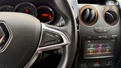 Renault Duster 2017 - фото 28