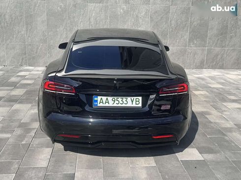 Tesla Model S 2022 - фото 14