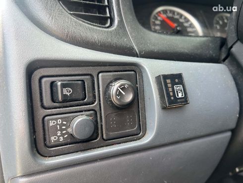 Nissan Almera 2005 серый - фото 22
