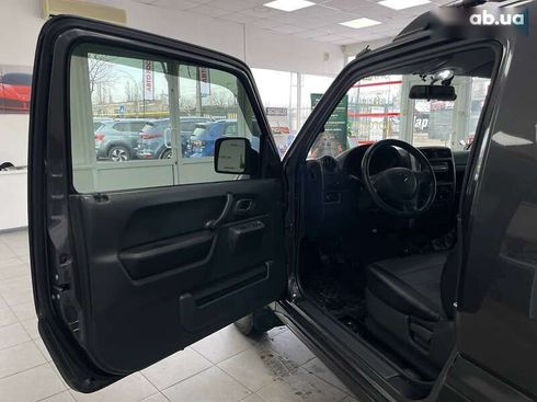 Suzuki Jimny 2018 - фото 15