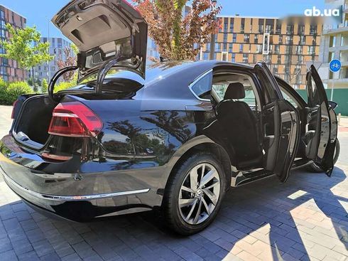 Volkswagen Passat 2017 - фото 20