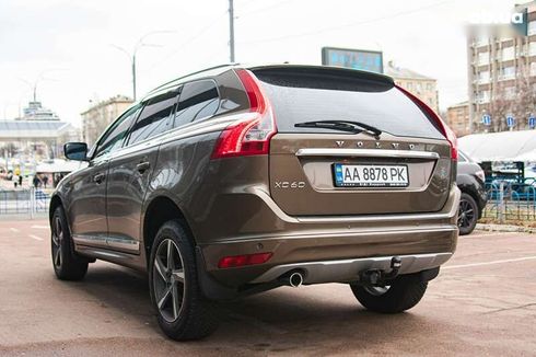 Volvo XC60 2017 - фото 10