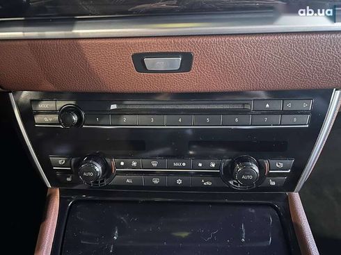 BMW 5 серия 2011 - фото 18