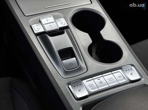 Hyundai Kona Electric 2021 - фото 18