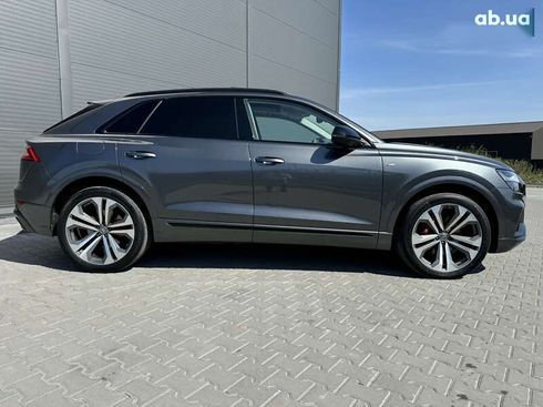 Audi Q8 2019 - фото 9