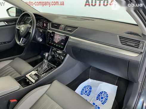 Skoda Superb 2019 - фото 12