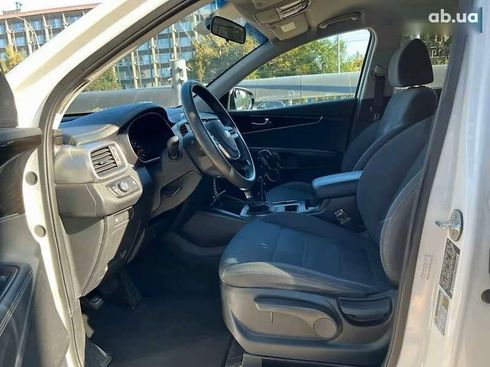 Kia Sorento 2019 - фото 14