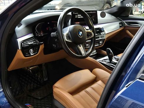 BMW 5 серия 2021 - фото 16