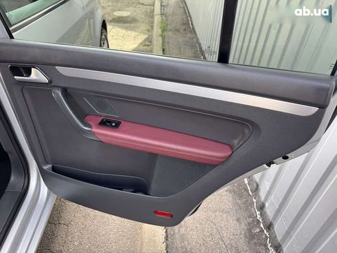 Volkswagen Touran 2008 - фото 24