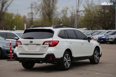 Subaru Outback 2018 - фото 8