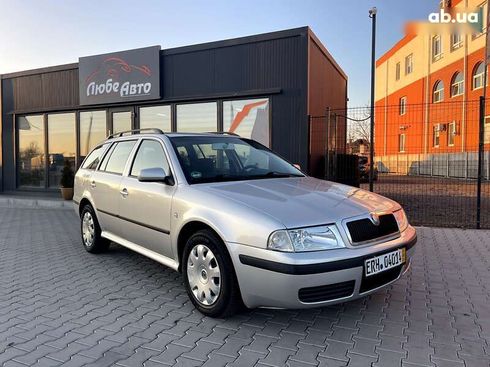 Skoda Octavia 2004 - фото 2