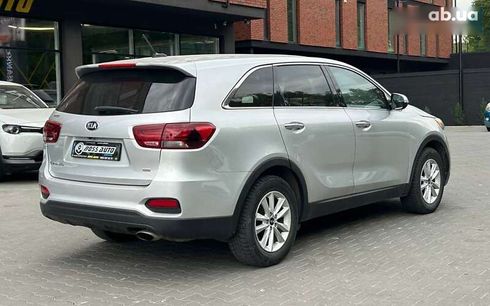 Kia Sorento 2019 - фото 7