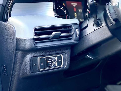 Lincoln Corsair 2022 - фото 21