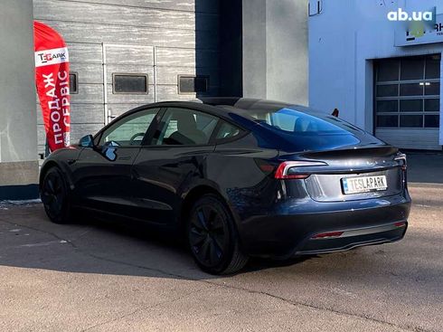 Tesla Model 3 2024 - фото 8