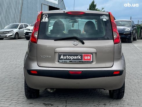 Nissan Note 2006 коричневый - фото 13