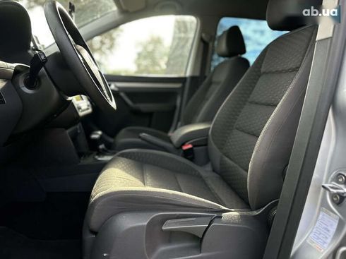 Volkswagen Touran 2008 - фото 28