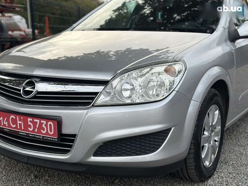 Opel Astra 2008 - фото 11