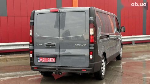 Renault Trafic 2020 - фото 12