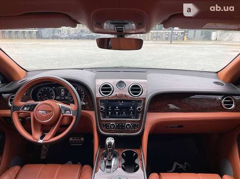 Bentley Bentayga 2018 - фото 20